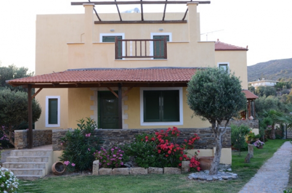 Finikas and Elizabeth rooms and apartments