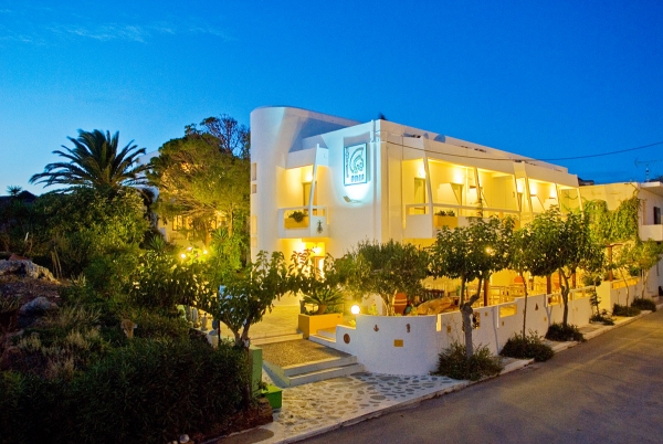 Aris Hotel