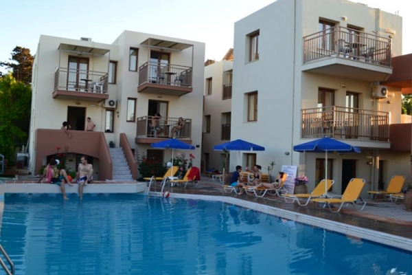 Alexandros M hotel studios and apartments