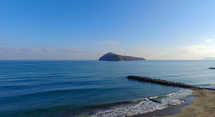 Alexia Beach Hotel - Image 9