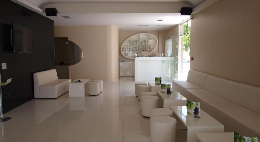 Akatos Hotel & Apartments - Image 2