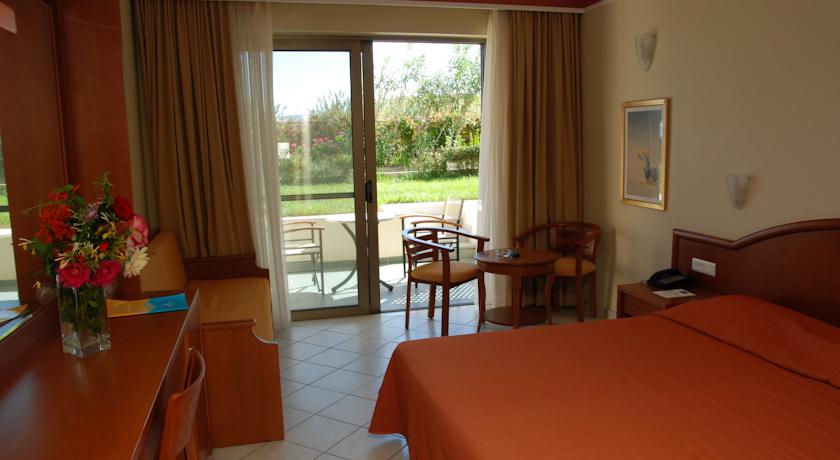 Hydramis Palace Beach Resort - Image 3
