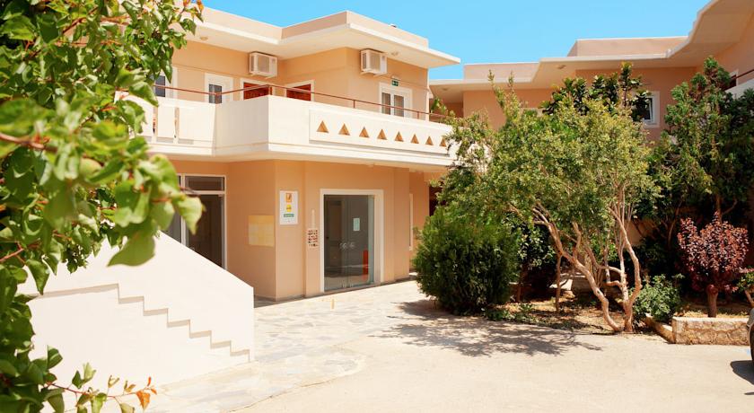 Relax Hotel - Image 4