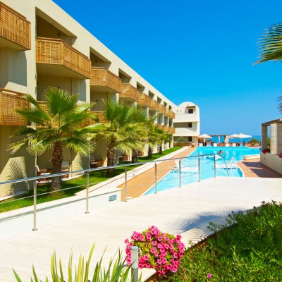 Santa Marina Plaza Hotel - Image 3