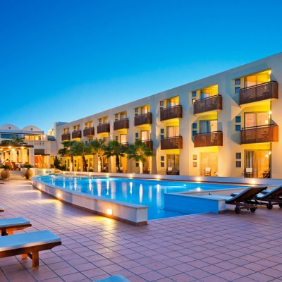 Santa Marina Plaza Hotel - Image 6
