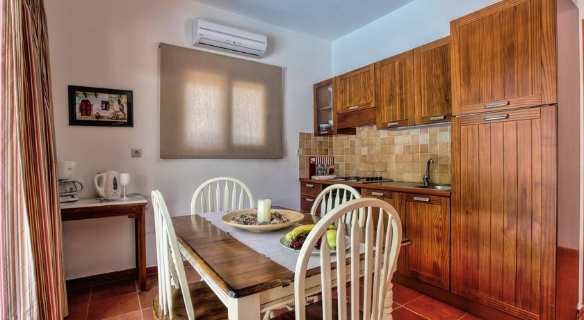 Arhontika Villas - Image 5