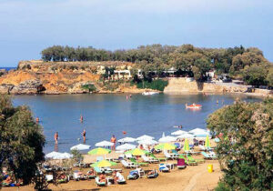 Αγιοι Απόστολοι παραλία/Agioi Apostoloi beach