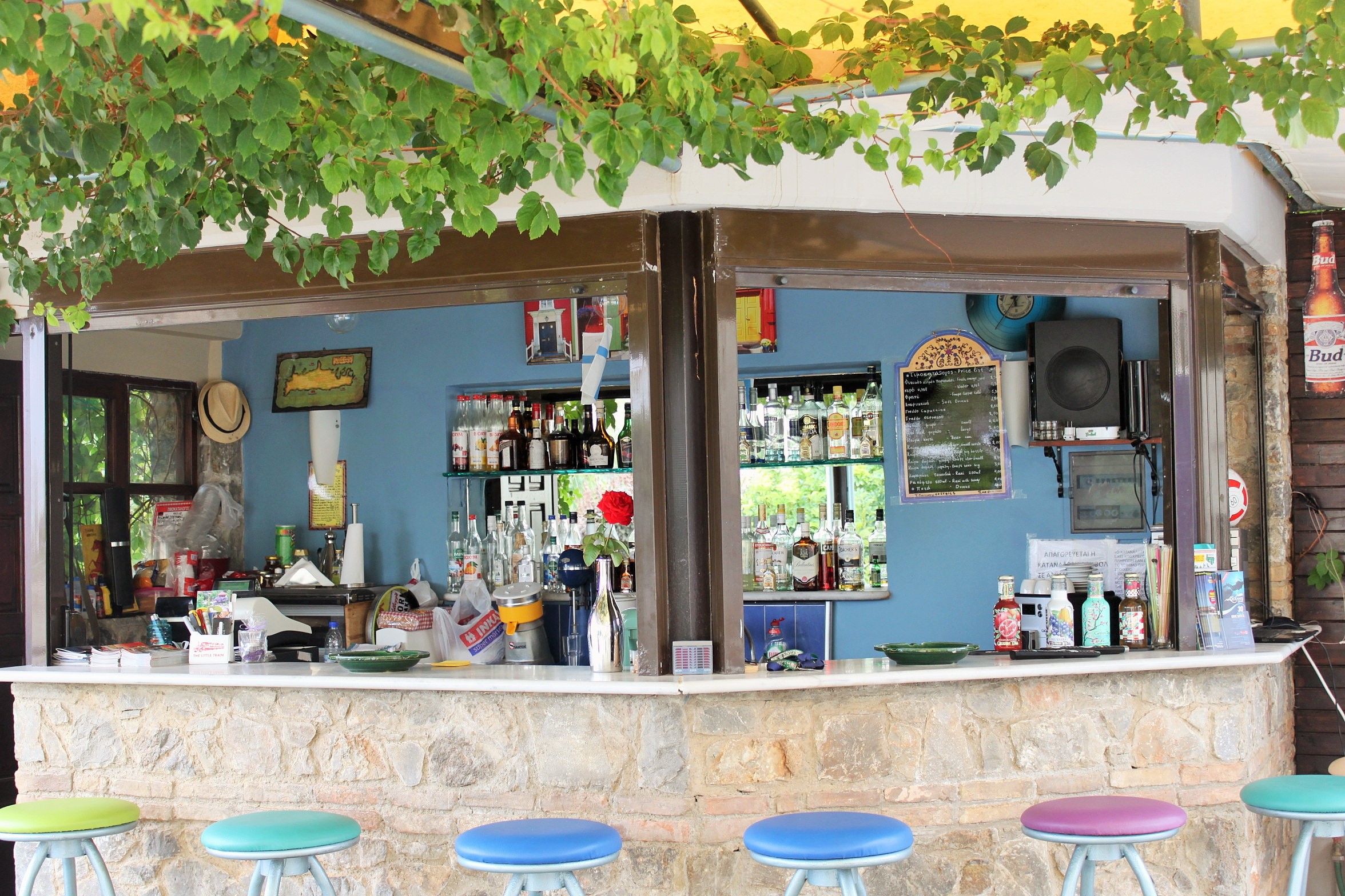 Alexandros M hotel studios and apartments - Image 3
