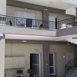 Stoa rooms