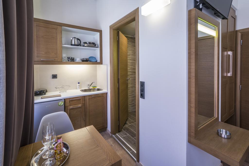 11 City hotel - Image 2