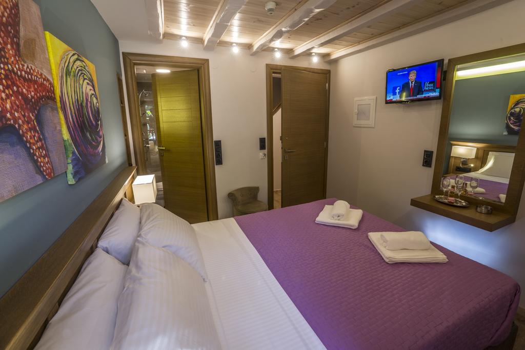 11 City hotel - Image 3