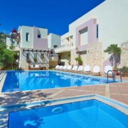 Elotis Suites