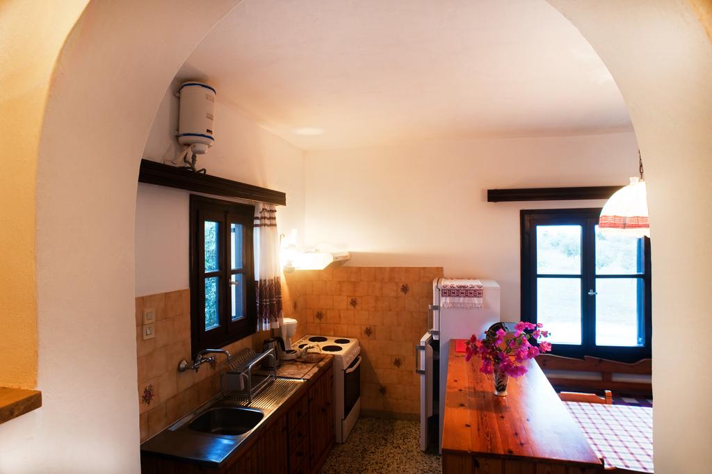 Dolphin apartments - Image 9