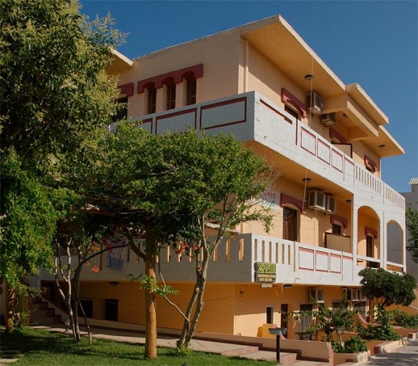 Zafiri studios and apartments