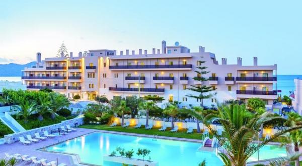 Santa Marina Beach Hotel