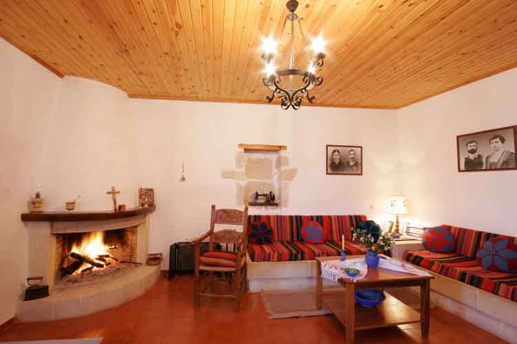 Fenareti's house - Image 6