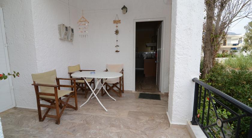 Finikas and Elizabeth rooms and apartments - Image 7