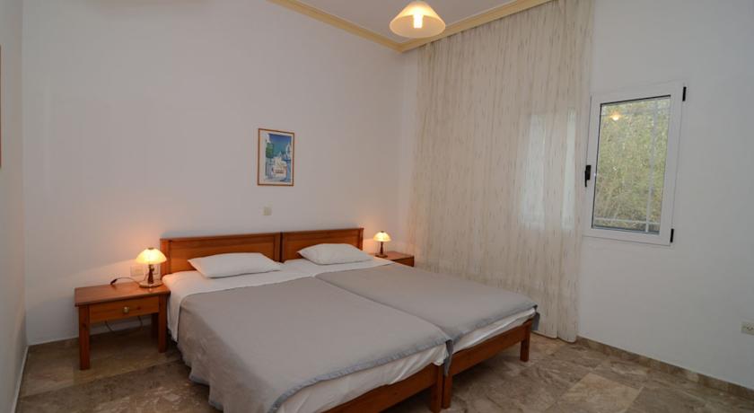 Finikas and Elizabeth rooms and apartments - Image 8
