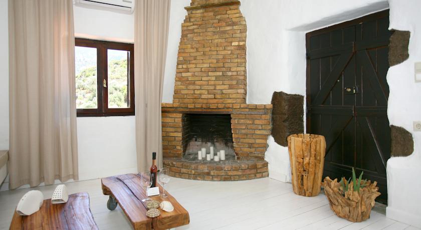Monastery Estate Guesthouse Chania - Image 3