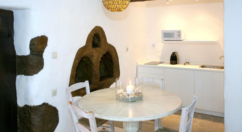 Monastery Estate Guesthouse Chania - Image 2