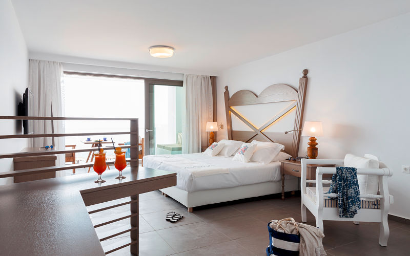 Platanias Ariston Beach Resort - Image 2