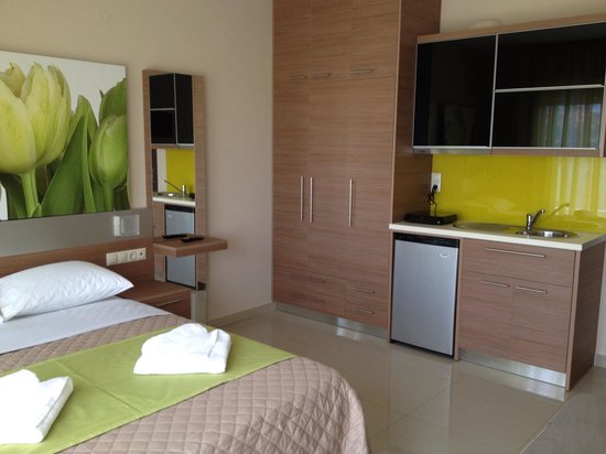 Relax studios and apartments - Image 3