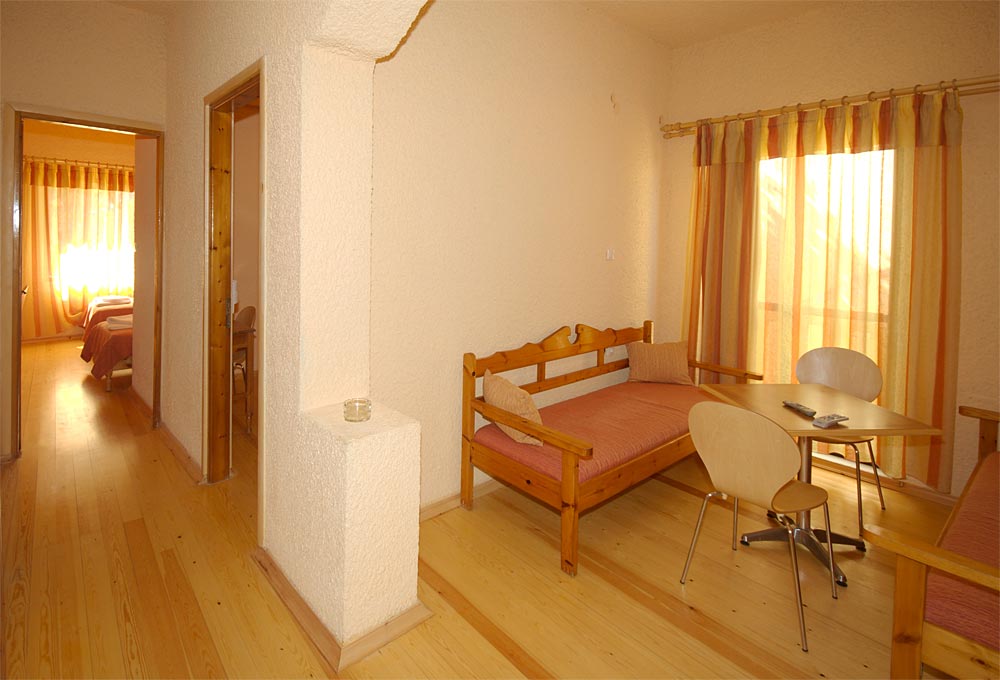 Zafiri studios and apartments - Image 10