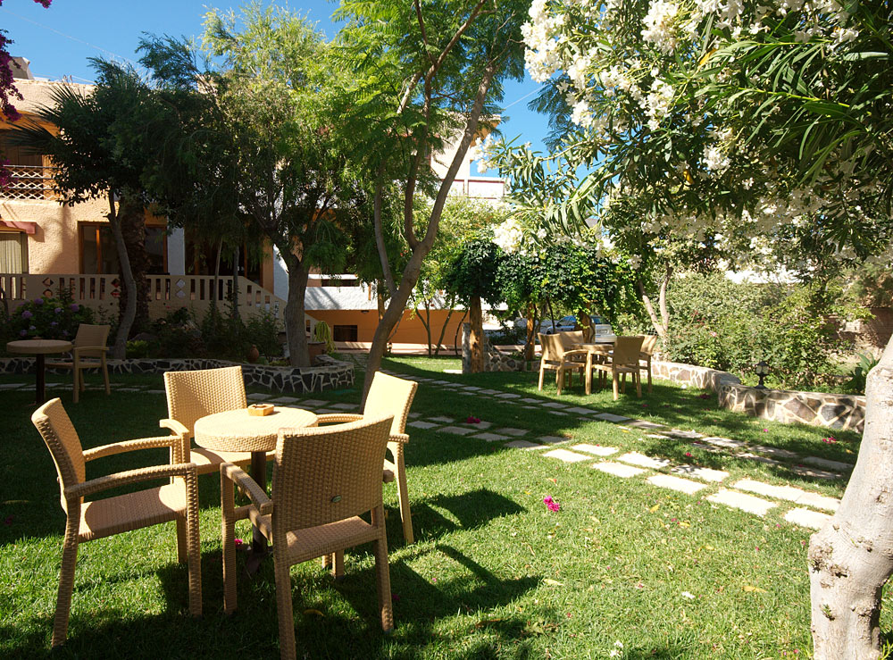 Zafiri studios and apartments - Image 3